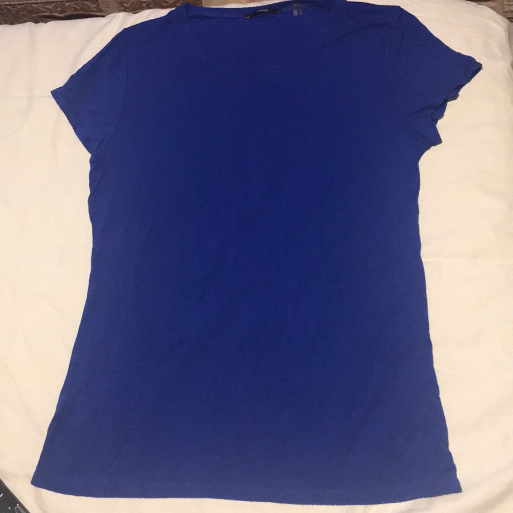 Tahari cap sleeve royal blue T-shirt